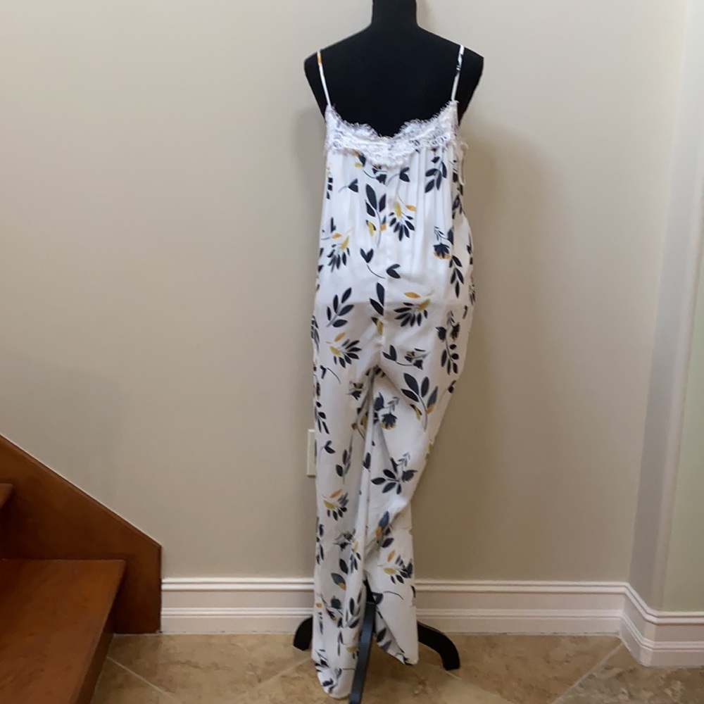 Q&A Jumpsuit - Picture 3 of 3